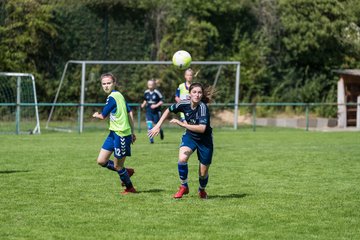 Bild 303 - B-Juniorinnen VfL Pinneberg - HSV : Ergebnis: 1:4